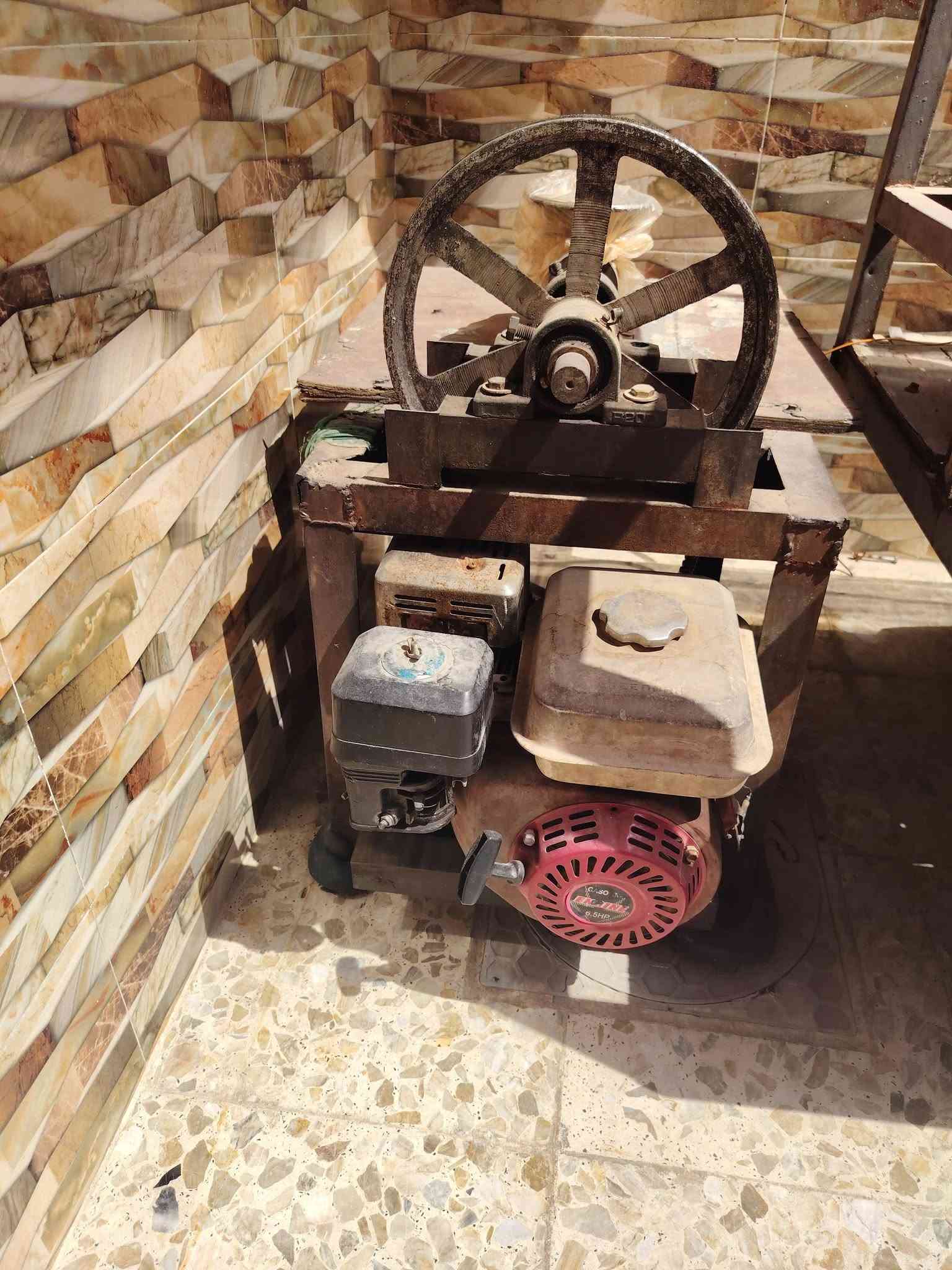 السلام عليكم عندي مثرامات عدد 2 وعربانه سعره150 البيع واحده حجم 22 سعره 200والثانيه حجم 32سعره 250  عنواني بغداد الغزالية رقمي *********** الاستفسار أكثر اتصل او راسل الصفحة وتدلل
