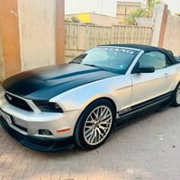 موستنك بريميوم • ٢٠١٢ • محرك V6