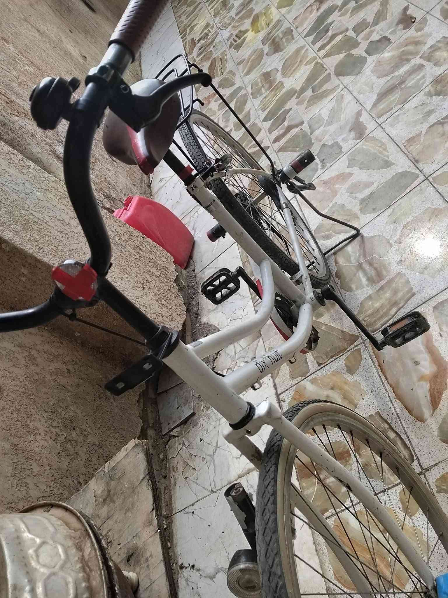 ١١٠ • قفله
