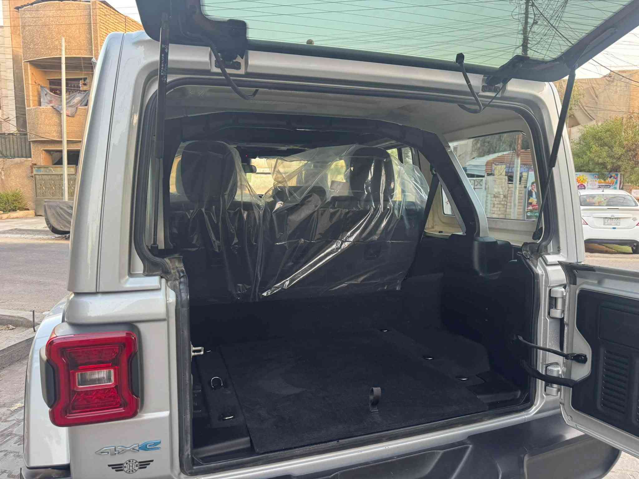 ياالله

السلام عليكم جيب رانكلر صحاري 4Xe 2024  وارد امريكي

Jeep Wrangler  4Xe 2024 2.0L 4 

حجم المكينه : 2000 تيربو + هايبرد + هجين شحن منزلي

المسافه المقطوعه : 30        

الضرر : باتين تبديل اصلي نفس لون 

                   الايرباك :  برده. فقط   

سياره رقم بغداد إنكليزي جديد 🆕 

#المواصفات 

1.قماره تتفصخ صير كشف

2.بصمه 

3.لوكير

4.كشافات عدسه

6.شحن خارجي

7.هيتر بالاستيرن 

8. شاشه

9.هيترات بالكشنات

10.تشغيل عن بعد

11.كشنات جلد

12هيترات بالكشنات

13. دمام خلفي

14.كامرا 

15.رادرات 360

16.رادار امامي

17.حساسات خلفيه

18.بصمات عدد1

#السعر  : 275 $ 

تفاصيل اكثر هذا رقمي *********** بي وتساب صور حادث موجوده بيع او امراوس عنون بغدادي

