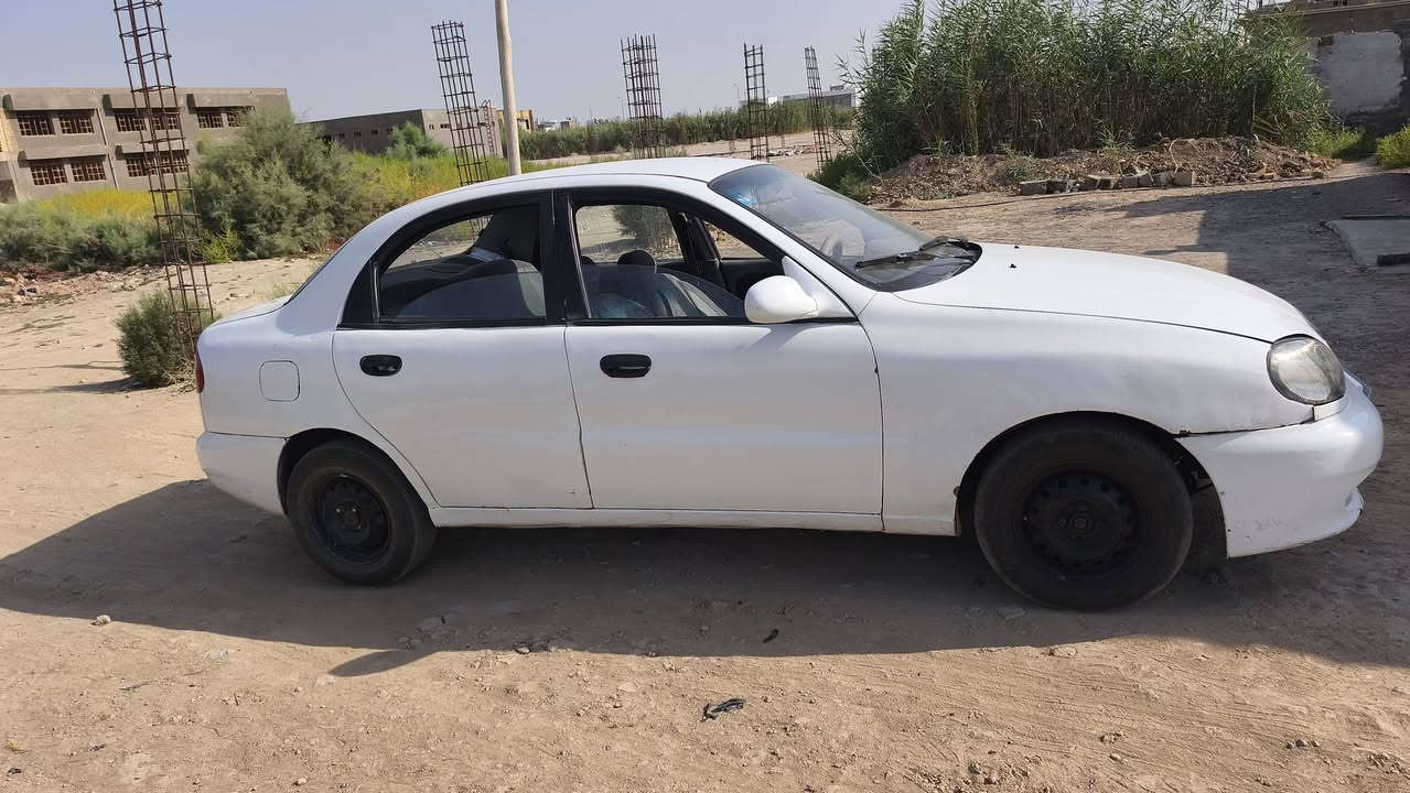 السلام عليكم سياره للبيع دايو لانوس
مديل 2000 سنويه جديده لل 2031 تحويل مباشر 
سياره جاهزه  مصبوغه  بس المكينه بيه صرف بسيط جدآ المكان واسط  الاحرار ***********

