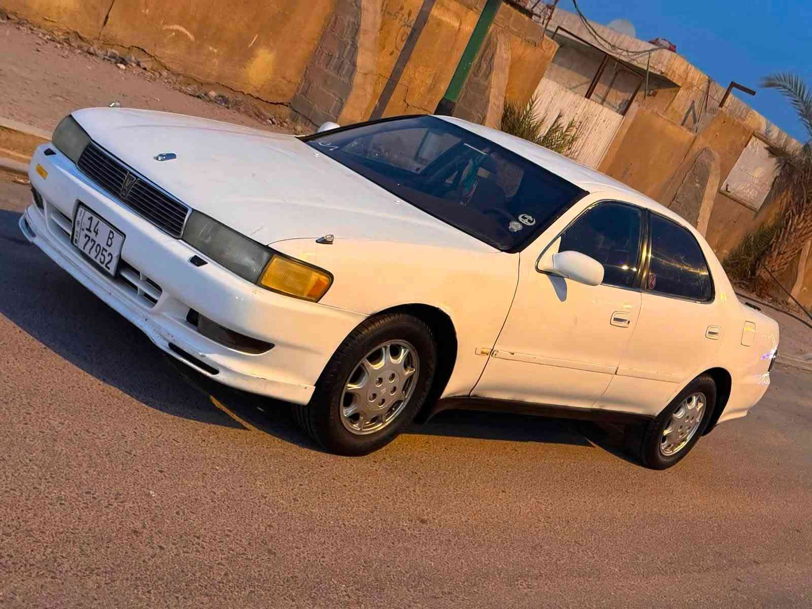 السلام عليكم كرسته لبيع مديل 93 رقم بصره انكليزي تحويل ثاني يوم مكفوله من الكص والظربه( فقط  نقل جثه ) مال مزاد سياره جديده مكينه وكير ونجي بل كارتون كهربائيات كلها شغاله تخم تاير حداده جديده السيآره جاهزه من كلشي دواخل جديده مآبيها نقص ولأ برقي العنوآن البصرة السعر 44 الهاتف ***********
