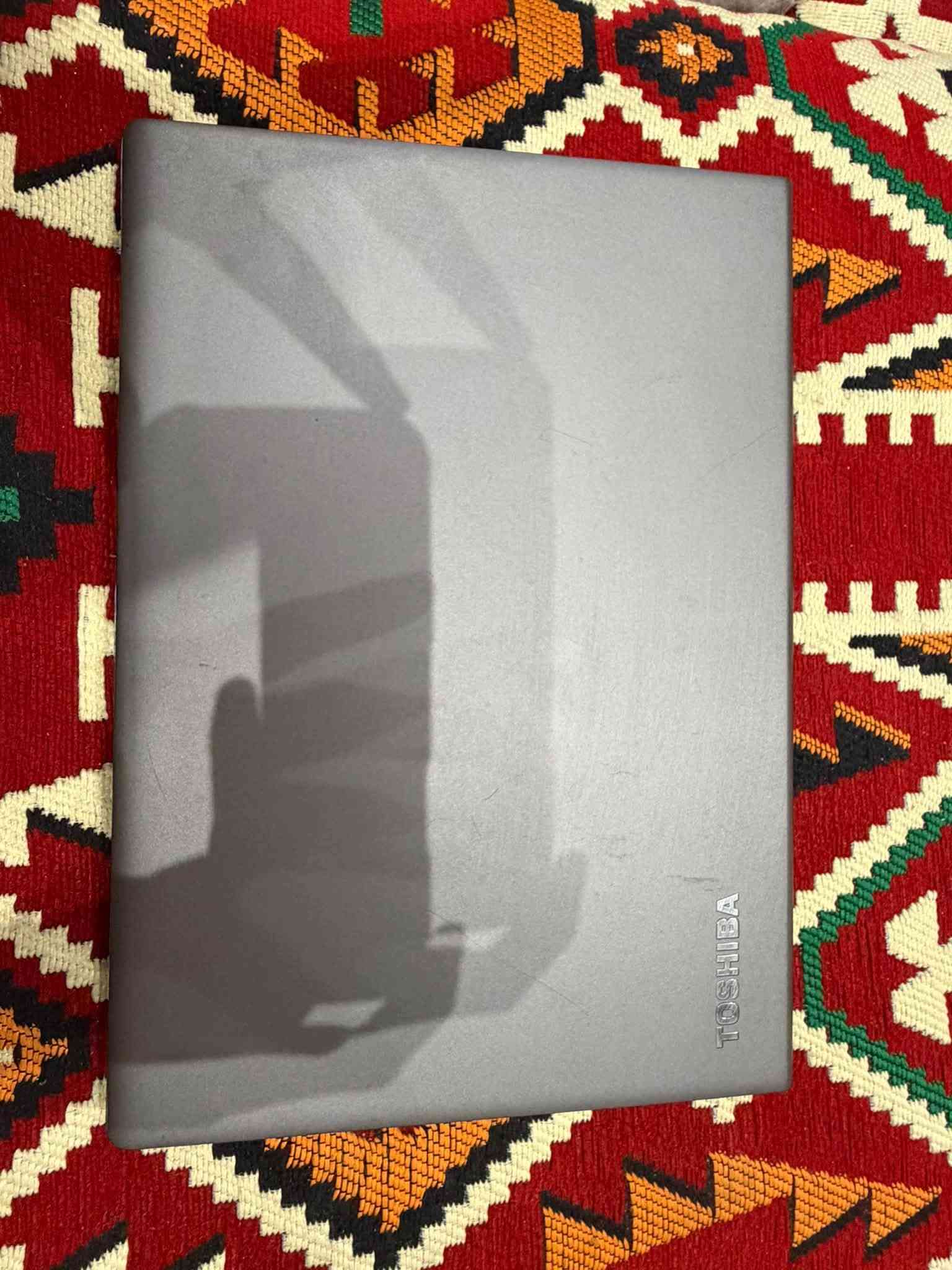 � لابتوب Toshiba Portege للبيع
🔹 المعالج: Intel Core i5-6200U
🔹 السرعة: 2.30GHz تصل إلى 2.40GHz
🔹 الرام: 8GB
🔹 التخزين: 256GB تقريباً
🔹 النظام: Windows 10 Pro 64-bit
🔹 الكيبورد: عربي / إنكليزي
🔹 الشاشة: بحالة جيدة
🔹 جهاز عملي ومناسب للدراسة، التصفح، الأوفيس، اليوتيوب والبرامج الخفيفة.

💰 السعر: 150,000 دينار عراقي فقط 💰

✅ الجهاز شغال وجاهز للاستخدام
✅ الفحص متاح قبل الشراء
📩 للجادين فقط مراسلة
***********

نص مكتوب في الصور:
- الإعدادات الصفحة الرئيسية العثور على إعداد النظام الطاقة وحالة السكون البطارية مساحة التخزين وضع الكمبيوتر اللوحي معالجة متعددة العرض على هذا الكمبيوتر خبرات مشتركة الحافظة سطح المكتب البعيد حول حول مواصفات الجهاز اسم الجهاز DESKTOP-M6RCJ14 المعالج Intel(R) Core(TM) i5-6200U CPU @ 2.30GHz 2.40 GHz ذاكرة RAM المثبتة 8,00 غيغابايت معرف الجهاز BC057573-CF49-4C19-A867-498030DFC668 معرف المنتج 00330-51173-74718-AAOEM نوع النظام نظام تشغيل بإصدار 64 بت ومعالج يستند إلى x64 القلم واللمس لا يتوفر إإخال باللمس أو بالقلم لجهاز العرض هذا إعادة تسمية هذا الكمبيوتر مواصفات Windows Windows 10 Pro الإصدار ١٩٠٩ تم التثبيت في ٢٠٢٠/٠٨/٢٨ بنية نظام التشغيل ١٨٣٦٣.١٠٥٦ تغيير مفتاح المنتج أو ترقية إصدار Windows قراءة اتفاقية خدمات Microsoft التي تنطبق على خدماتنا الحصول على مساعدة تقديم تعليقات اكتب هنا للبحث
- حول مواصفات الجهاز اسم الجهاز DESKTOP-M6RCJ14 المعالج Intel(R) Core(TM) i5-6200U CPU @ 2.30GHz 2.40 GHz ذاكرة RAM المثبتة ٠,٠٠ غيغابايت معرف الجهاز BC057573-CF49-4C19-A867-498030DFC668 معرف المنتج 00330-51173-74718-AAOEM نوع النظام نظام تشغيل بإصدار ٦٤ بت ومعالج يستند إلى x64 القلم واللمس لا يتوفر إدخال باللمس أو بالقلم لجهاز العرض هذا إعادة تسمية هذا الكمبيوتر مواصفات Windows Windows 10 Pro الإصدار ١٩٠٩ الإصدار تم التثبيت في ٢٠٢٥/٠١/٢٨ بنية نظام التشغيل ١٨٣٦٣,١٥٥٦ تغيير مفتاح المنتج أو ترقية إصدار Windows قراءة اتفاقية خدمات Microsoft التي تنطبق على خدماتنا