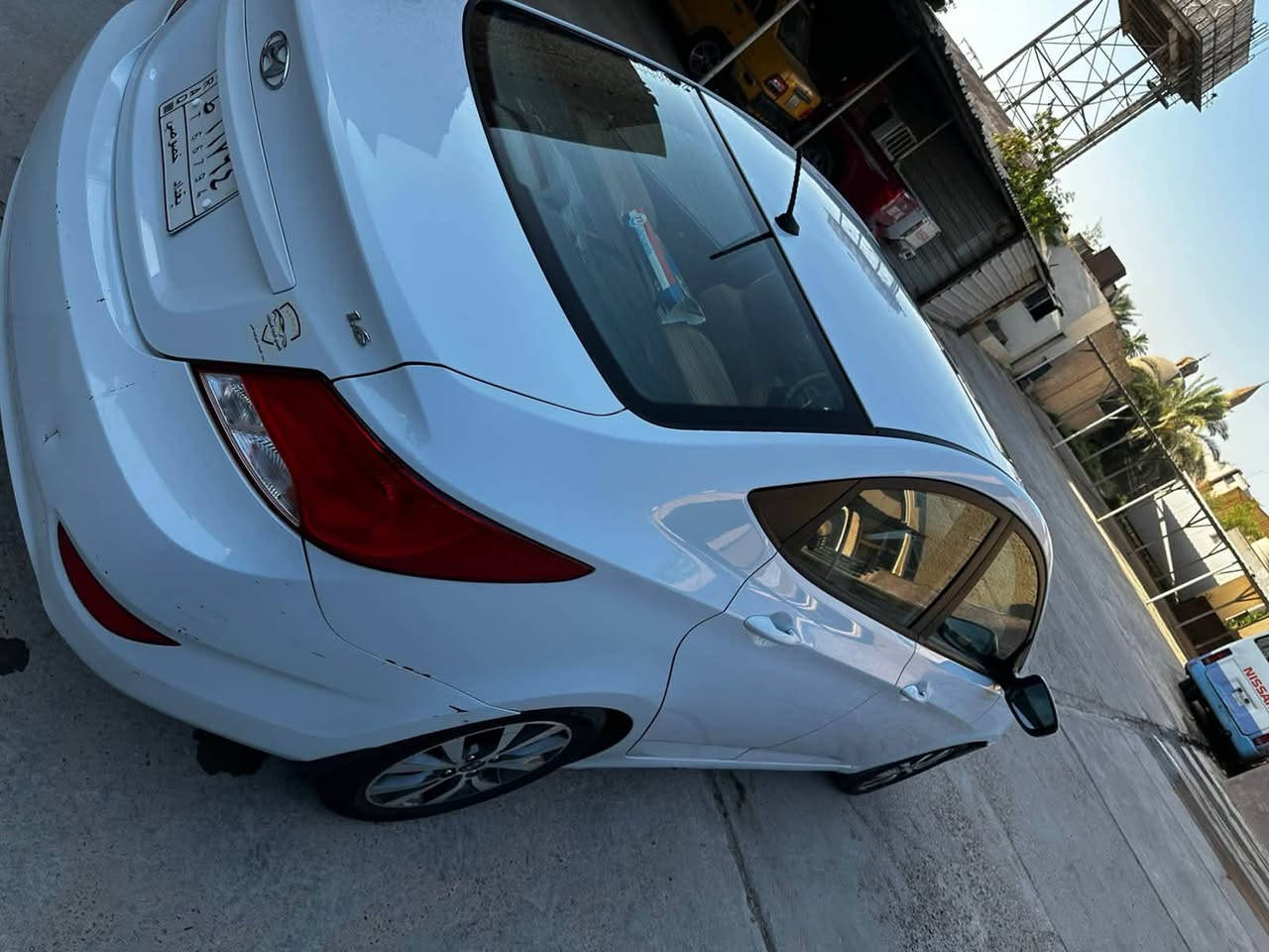 اكسنت موديل 2018 خليجي وكالت ليث العبيدي لون صدفي ابو شذره الجديد ماشيه 65k سياره بحالت الشركه جديد مناقصه اي شي دبل سويج  مكينه 1600 كير المرغوب اي تي دبل قطره سياره الداخال مالته ليلون شركه بعده بيه خمسه ويل كب تبريد ثلاجه تفاصيل السياره كله بل سونر وموضح بل صور  سعر 110قفل قفل مابيه اي مجال السياره مكاني كاظميه *********** ملاحضه بيه حالوب خفيف
