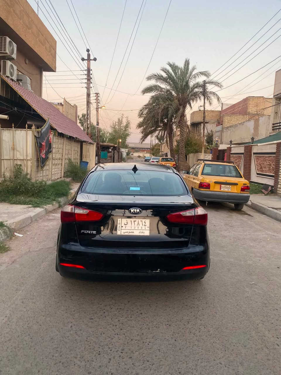 فورتي موديل 14 امريكي بيه اربع قطع بدون دواخل كير محرك 2000دوش تبريد كفاله السعر 84 مكاني بغداد الكرخ ***********
