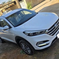 توسان • ٢٠١٨ • ٩٠٠٠٠