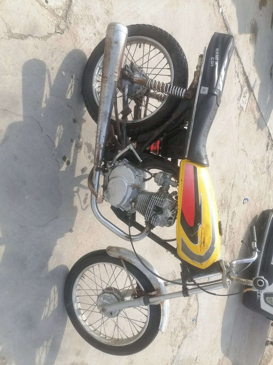 كلك • ٢٠١٠ • للبيع