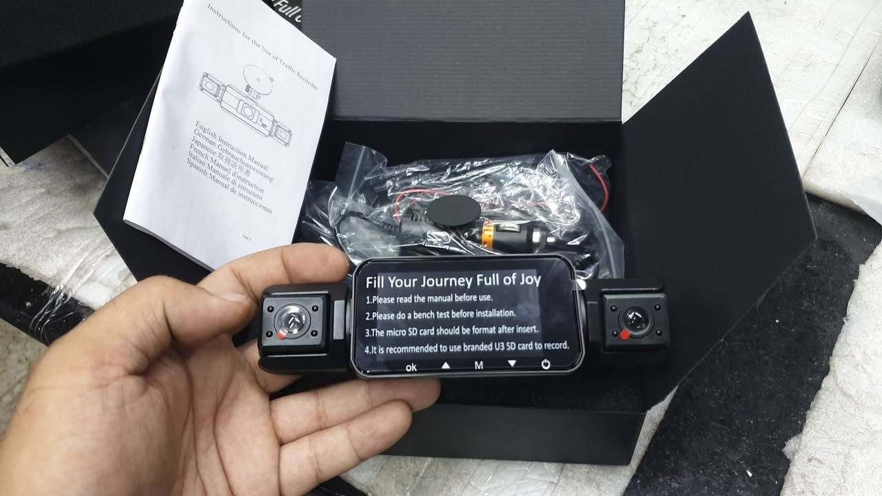 "📸 كاميرا Dash Cam الرباعية المتكاملة – حماية 360 درجة لسيارتك! 🚗💥
​وثّق كل لحظة على الطريق وداخل المركبة بدقة فائقة 1080P Full HD مع نظام المراقبة الشامل ذو الـ 4 كاميرات لضمان أقصى درجات الأمان والسلامة.
​💡 أسباب تدعوك لاقتنائها:
​تغطية شاملة بـ 4 كاميرات: تسجيل كامل للداخل، الأمام، والحرص على مراقبة المحيط لمنع النقاط المظلمة.
​دقة تصوير 1080P Full HD: وضوح تام لوحات السيارات والتفاصيل حتى في الإضاءة المنخفضة.
​ثبات وسهولة تركيب: قاعدة شفط متينة وسريعة التثبيت على الزجاج الأمامي.
​إدارة سهلة: شاشة عرض مدمجة وأزرار تحكم مريحة لمراجعة المقاطع مباشرة.
​💵 السعر: 35,000 دينار
🚚 تتوفر خدمة التوصيل لجميع المناطق
📞 للطلب والاستفسار: ***********
​📌 نصيحة: يُفضل استخدام بطاقة ذاكرة U3 Micro SD مخصصة للتسجيل المستمر لضمان أعلى أداء.
​🚗 دكتور شاشة – خيارك الأفضل لتجهيزات وتقنيات السيارات
