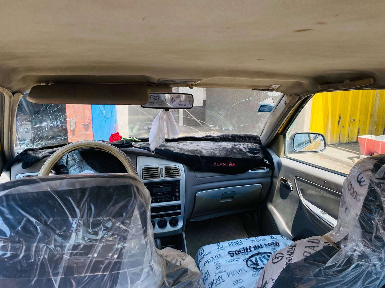 شيري موديل ٢٠١١ سنويه ل٣٠ بأسمي كير محرك كفاله تبريد ثلج كهربائيات شغاله سياره بلاديه فقط باب سايق والجاملق  مبدل ضربتها بلدوسه خفيفه كما موضح بالصوره سعر ١٨ مكان بغداد تقاطع النهروان ***********
