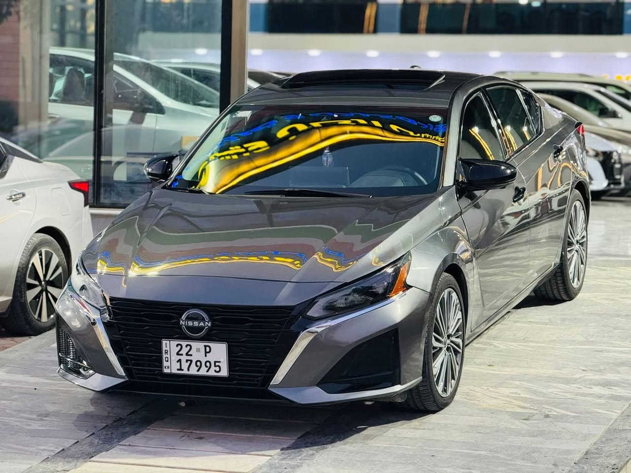 السلام عليكم 
للبيع نيسان التيما مواصفات ( SL )فول مواصفات 
السعر 159بيها مجال بسيط
***********
موديل 2023
الون نفطي
كاميرا خلفي
رادار 360 درجة
شاشه لمس جبير
كشن جلد + كهرباء
لايتات زنون عالي ناصي
ماشيه 65 الف کیلو 
ويل SL بلادي مقاس 19 بحالة ممتازة جداً 🛞بلونين مميزين  (كروم مكحل)
تايرات جديد صفر
حداديه امامي خلفي جديد
فول كماليات السياره
حجر بلادي
رادار بلادي
بصمة تشغيل
بصمة ابواب+صندوق
كير مكينه بشرط
رقم سنويه جديد تحويل ثاني يوم 
حادثها جاملغ سايق و بونيد و جاملغ سكن 
مكان السياره / البصرة
