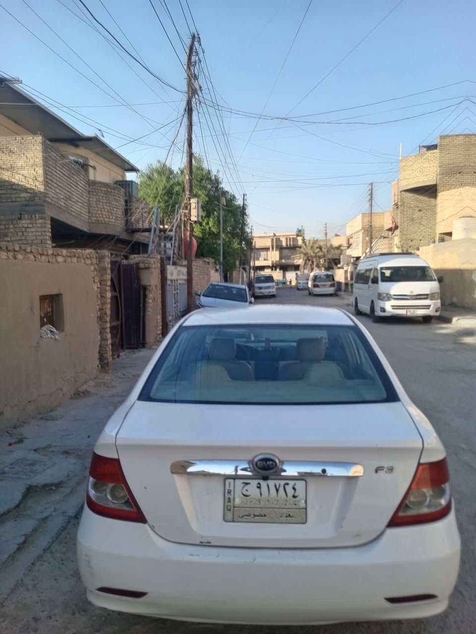 سلام عليكم بي وايدي اف 3 موديل 2011 بغداد لبيع سياره تخبل اجمل من الصوره مكاني بغداد البياع تقطع درويش 
***********

