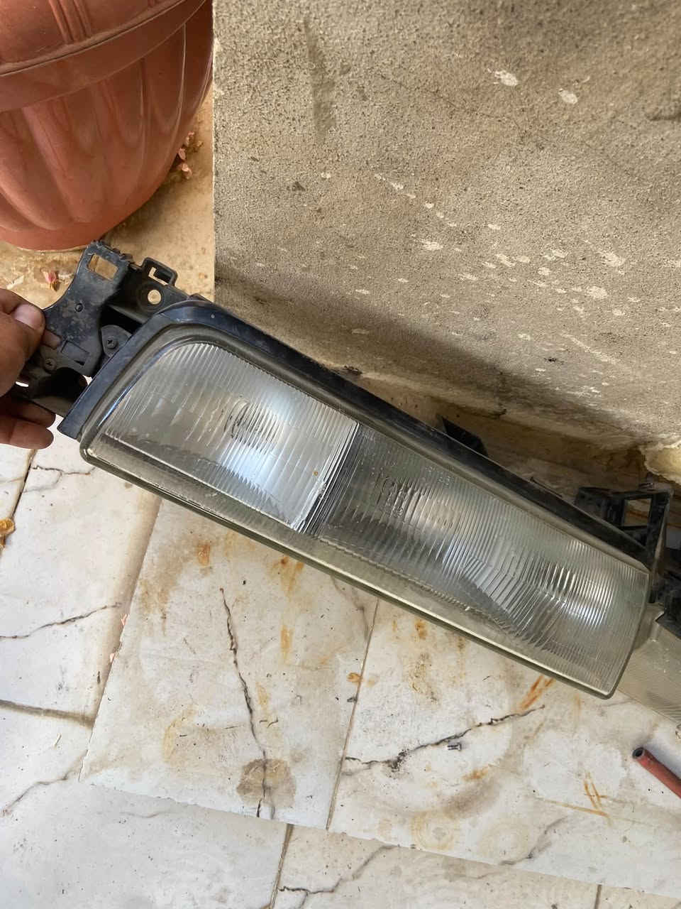 لايتات مازدا 626 للبيع
*********** 
الموصل
