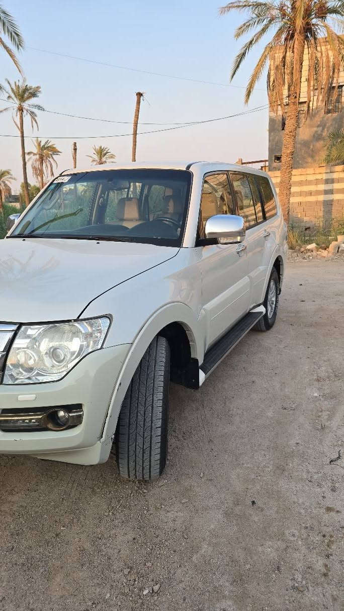 سلام عليكم باجيرو مديل ٢٠١٤ رقم بصرة نكليزي بسمي مكينه وكير كفالة ومكفولة من الضربه والصبغ والتبديل السعر ١٥٥ الاستفسار عل رقم *********** البصرة, العراق
