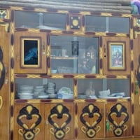 بوفيه • نظيف • ارتفاع ٢م