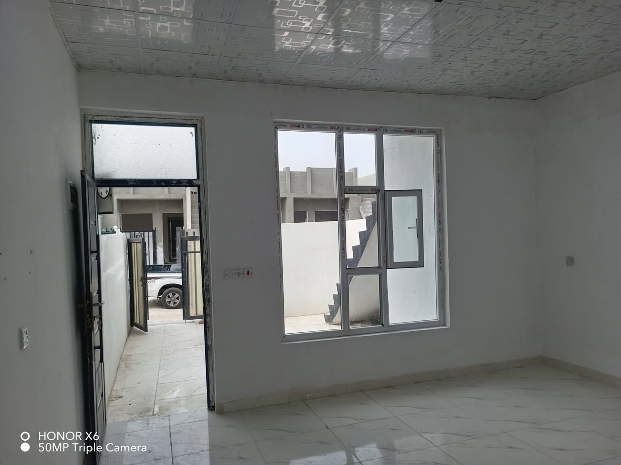 بنجاعلي • ١٠٠م • كراج