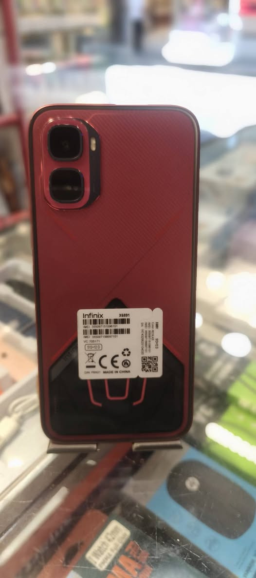 السلام عليكم للبيع جهاز GT 50 pro ذاكره 512
اول جهاز بلعالم يشغل 140 فريم ببجي
 جهاز مستعمل يومين فقط 
للتفاصيل اكثر الاتصال على الرقم ***********
