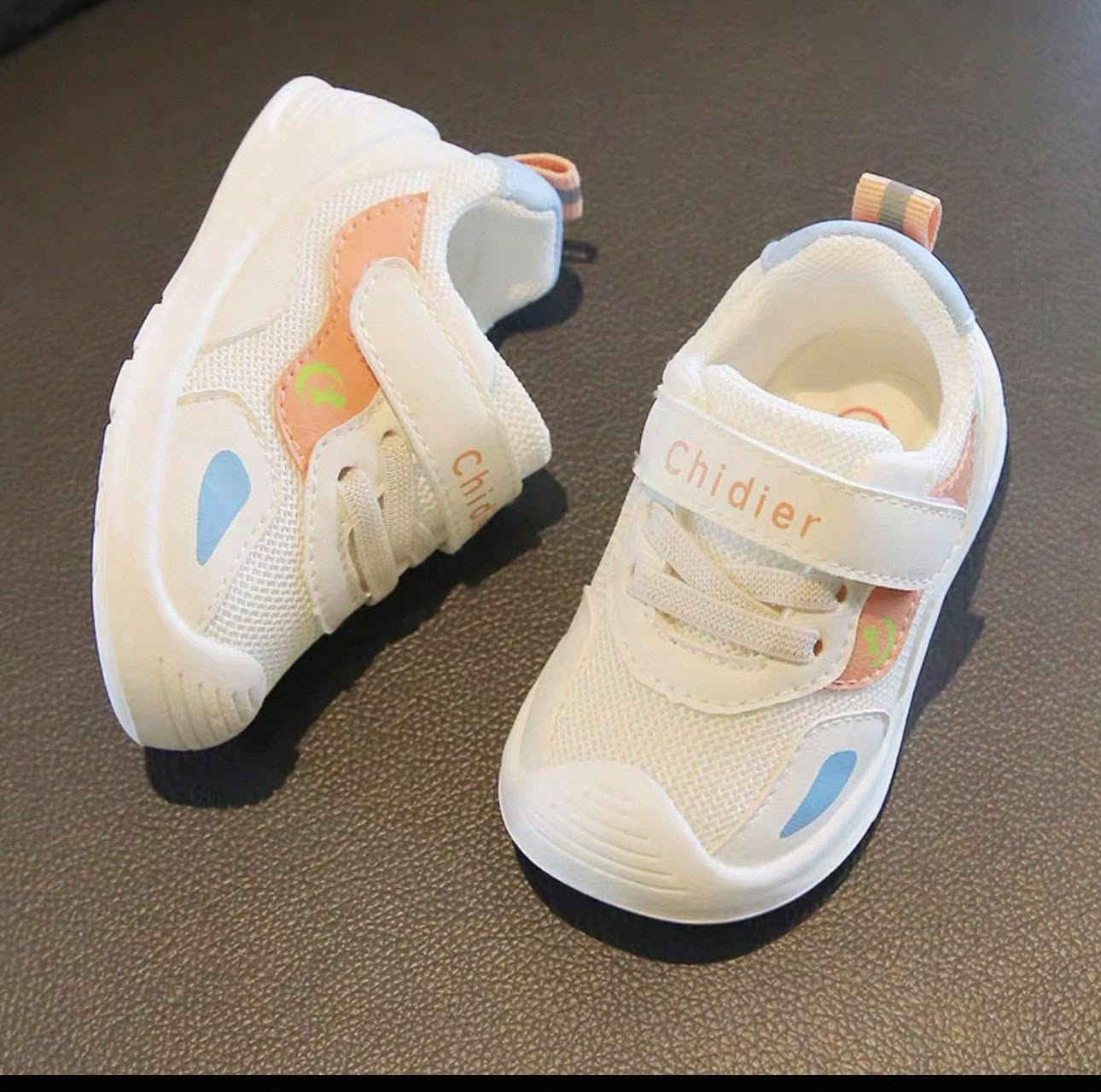 👟✨ أحذية ولادي وبناتي ✨👟
وصلتكم موديلات مرتبة وحلوة 😍
خامة تركية 🇹🇷 وجودة تليق بأطفالكم 💕
موديلات متنوعة وألوان حلوة تناسب الولادي والبناتي 👦🏻👧🏻

📍 عالم الأطفال
النجف – حي ميسان – شارع البوريات – مقابل مجمع لولوه
📞 للحجز والاستفسار: ***********
🚚 يوجد توصيل لجميع المحافظات
