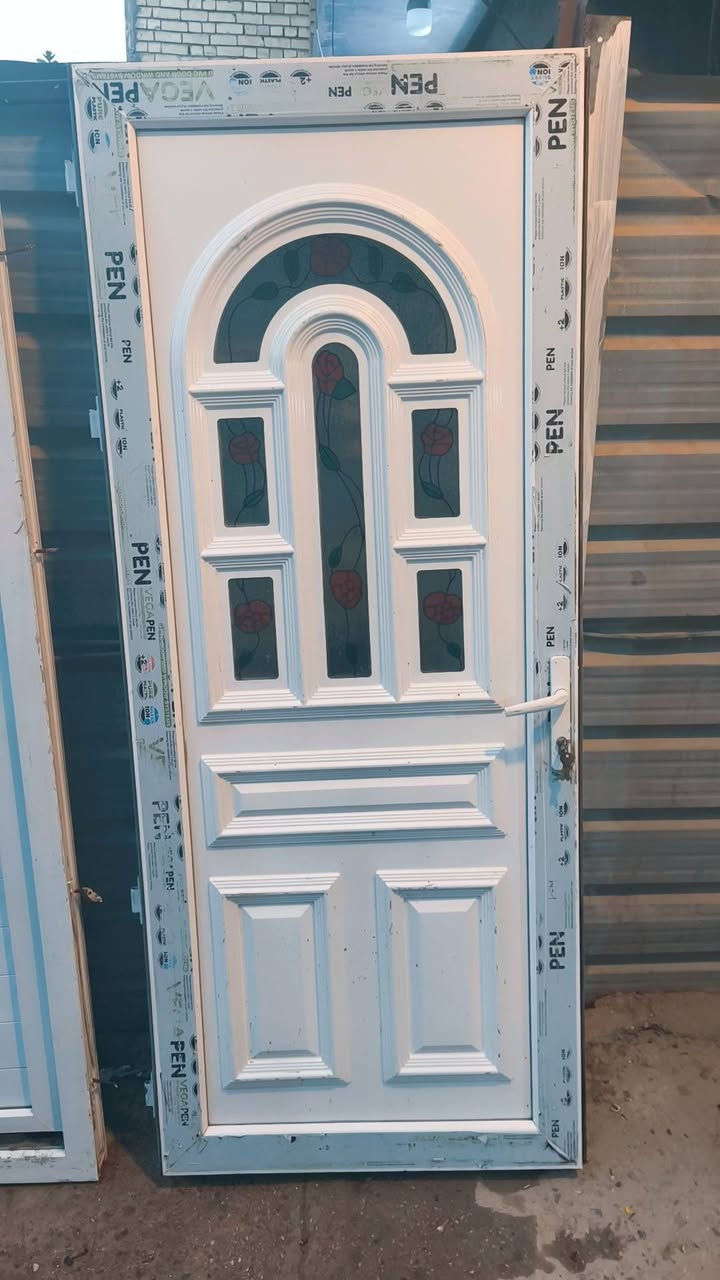 ابواب تفصال مو سوكي درجه اولى نضافه 98بالميه
القياسات 
270×92
200×82
77×187
الشباك   60×100
العنوان بغداد العبيدي شارع عشرين 
السعر الباب 75 وااذ شلع احسبهن انسب وارخص 
***********
