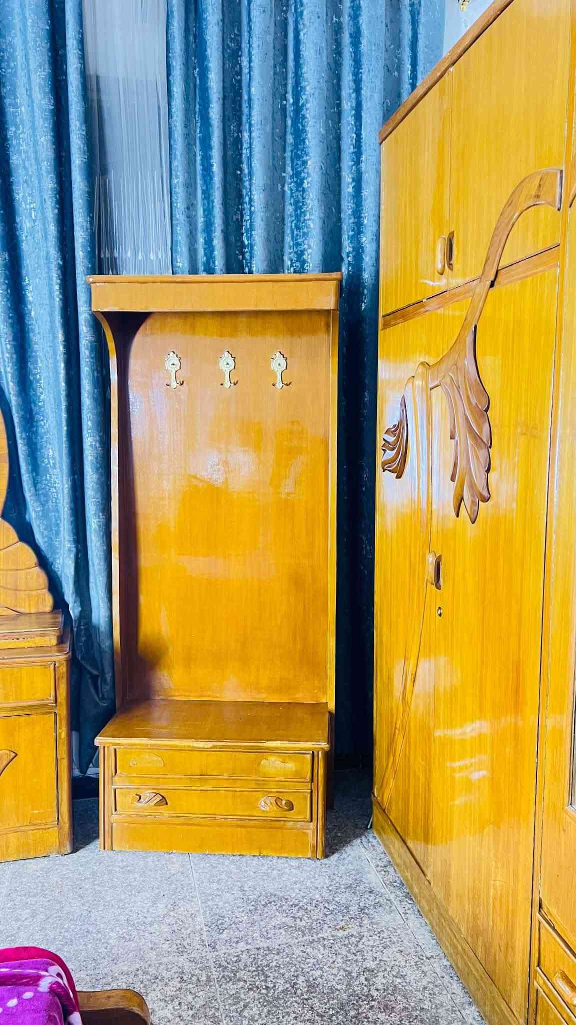 سلام عليكم مكلف بلنشر غرفه صاج تسكام طابقين ظهر جرجوبه داخل وخارج صاج السعر 850وبيها مجال للشراي العنوان شارع 80 ***********
