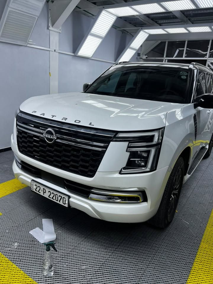 المحرك 6 سلندر (cc 3800)
* الكراسي الامامية مساج

* دفع رباعي (4 * 4) فور ويل

* تشغيل عن بعد شاحن وايرليس

* رادار امامي تحديد مسار قيادة ذاتية

* رادار جانبي (نقطة عمياء)

* عرض على الزجاج (داتا شو)

* ستيرن كهرباء شفتات ستيرن

* بصمة تشغيل بصمة ابواب

* فتحة سقف (بانوراما) ثلاجة وسطية

* كامرات محيطية عدد (5)

* داخل جلد احمر واسود

* كراسي الأمامية كهرباء

* الكراسي الامامية تبريد وتدفئة

* كرسي السائق *ميموري* زاكرة

* كراسي 8 راكب كهرباء

* الكراسي الوسطية كهرباء

* جنطة كهرباء ثلاجة وسطية

* مقاعد 8 راكب مري طي كهرباء

* حساس امامي خلفي

* ويل كب قياس (20 انج)

* شاشة امامية كبيرة متصلة

* شاشات خلفية عدد (2)

بلانتيوم تضليل شهر 8 

122مليون بية مجال

ماشية 16لف

مو ديل 26

***********
علية ppf اصلي
