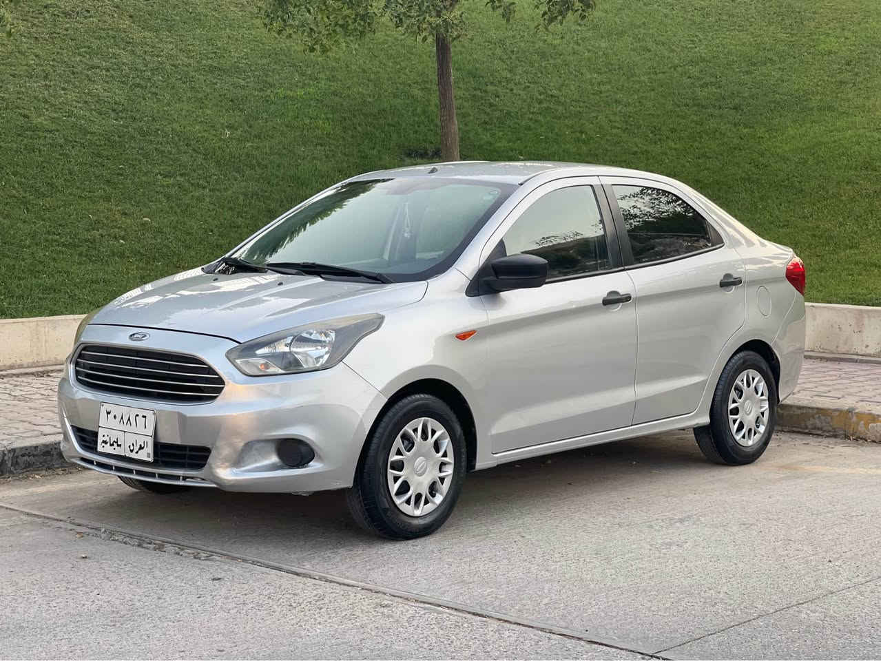 Ford Figo 2016

سعری ٦٨ گەڵا و معامەلە 
بێ بۆیاخ بێ پارچە گۆڕاو 
سفری مهند 
مواسەفات 
دەبڵ گێڕ
تراکشن 
دژە خلسیک
بلوتوز
Abs

بەشەرتی گێڕوو مەکینە نەکراوەتەوە 
تەبرید بەشەرت 
٤تایەی لۆکی لە ژێرایە 
سەنەوی تازەیە 

سەیارەکە لە سلێمانیە 

ژمارەی موبایل *********** السليمانية, العراق

