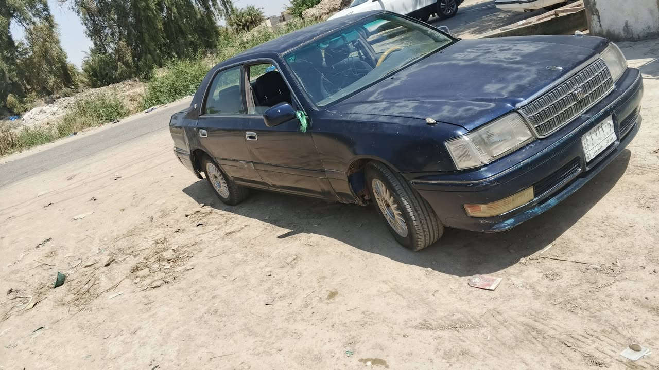سياره راس الثور فلات مكينه وكير ففتي ادوات رايده ب ١٧ وبيه مجال وهاذه رقمي  ***********
