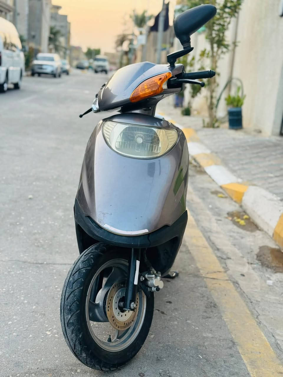 سبيسي لبيع دراجه جاهزة سلف هندر كهربائيات شغاله دراجه نظيفة سعر ٣٧٥ وبيه مجال قليل ***********‬
