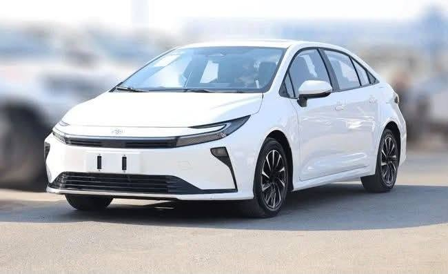Toyota corolla
تويوتا كرولا موديل 2026  فول مواصفات سلايد
***********- ***********
