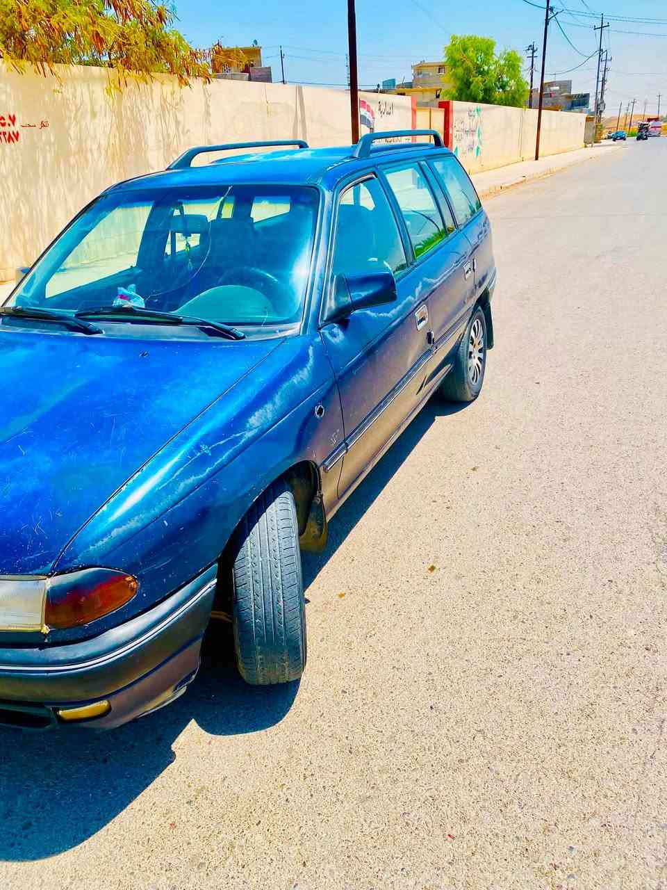 سلام عليكم استرا موديل94 حجم18محرك بدايه صرف شرط حار وبارد شرط تبريد وتدفيه شرط تحويل وكاله سنويه27 رقم الماني نينوئ السياره كلها شرط بلاديه شرط الدوسات والتواير مو مصلحه طخم تواير جديد السعر 45وبيها مجال. رقم ***********.   ***********
