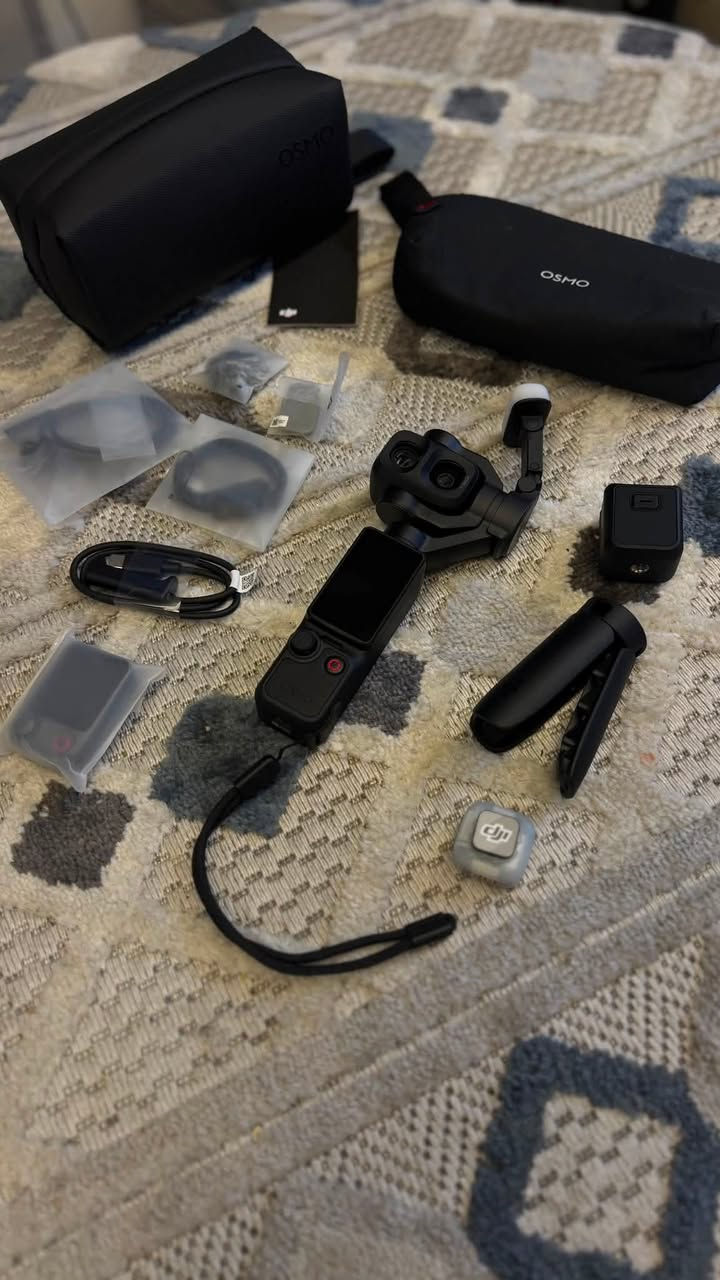 Dji غنيه عن التعريف
السعر مليون و125 قفل
فقط فتحت الباكيت
***********
