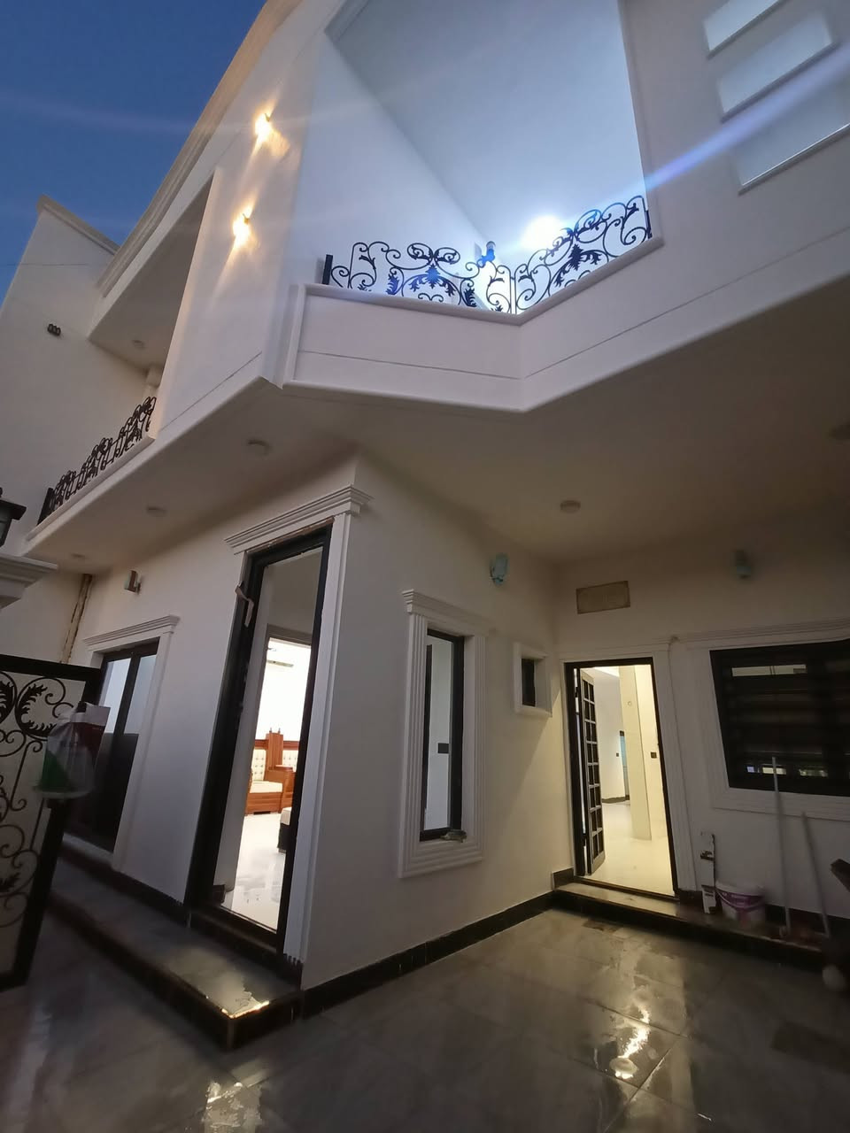 سقوف ثانويه 
مغربي 
صبغ 
***********
