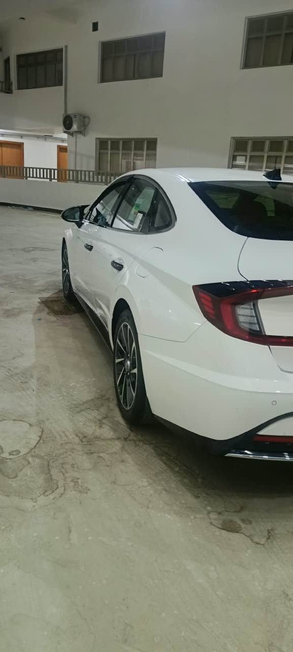 سوناتا موديل 23 خليجي رقم بغداد  اقصاد استقطاع مباشر حاظر للوكاله بيها مدكر صبغ وطرف الباب فقط الباقي كفاله 
مكينه 2500 المرغوب فول ماعده الفتحه هواي بيها. مواصفات سياره بدون نقص كلشي جاهز بيها تخم تاير حداده لايت زنون يعني ماذب ع سياره ربع دوشمه ارضيه وكشنات بالجيس تجي وتشوف بعينك مكاني بصره 
السعر 168 وبيها مجال قليل ترهم مرواس بالنتره خليجي 23 او 24 فقط 

‭***********‬ البصرة, العراق
