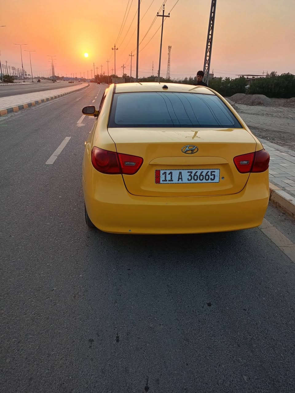 النترا للبيع موديل 2009وارد أمريكي ضرر باب وره السايق مبدل مكينه 2000رقم بغداد مميز راعيه ميسان اتصال ع رقم ***********
