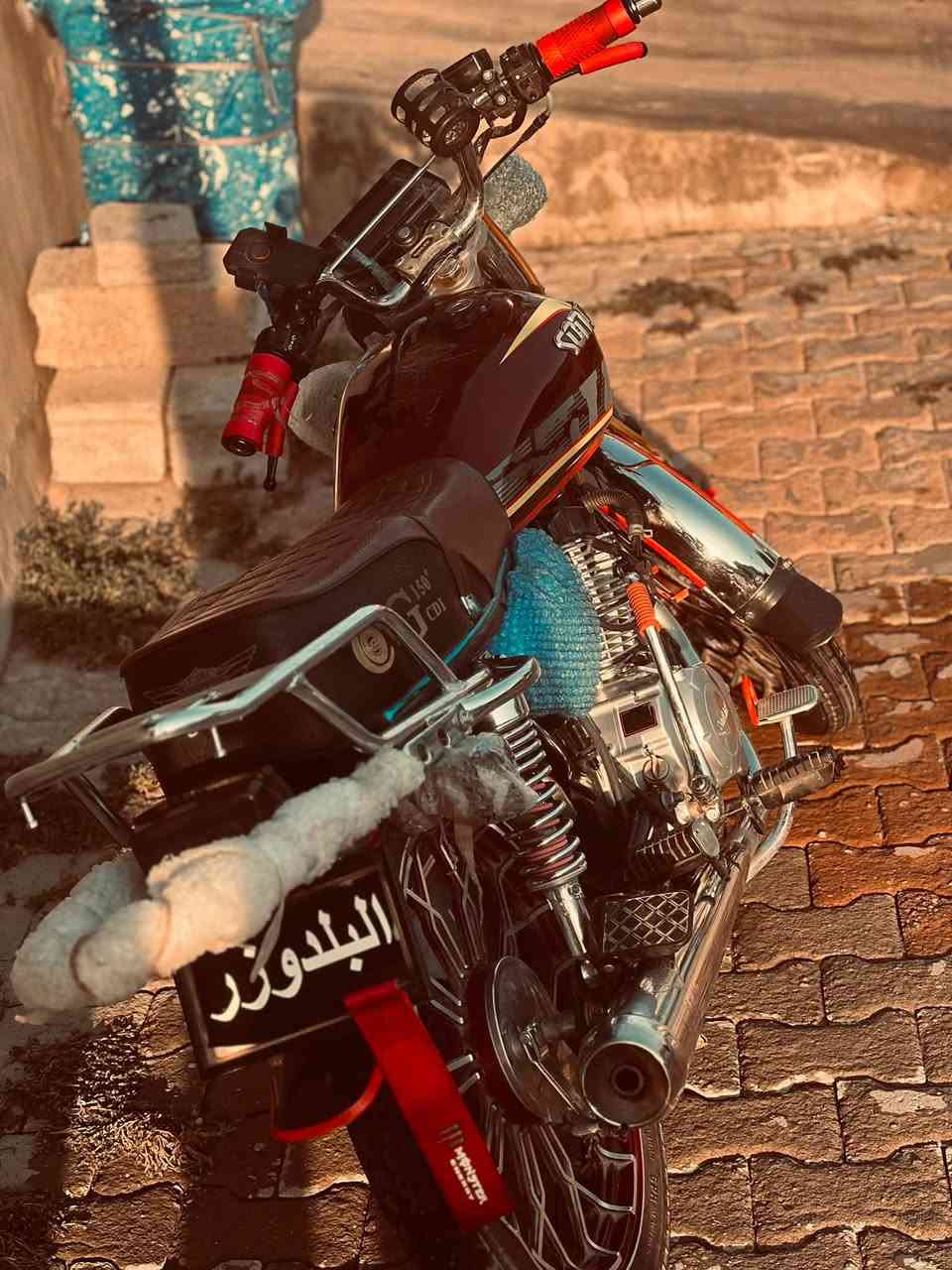 سونيك 24 /5كير دراجه نضيفه محرك ما مفتوح كهربائيات كامل شغال نكره سلف  للمراوس ب 4كير موديل 24او 25 هاذه رقمي ***********واتساب
