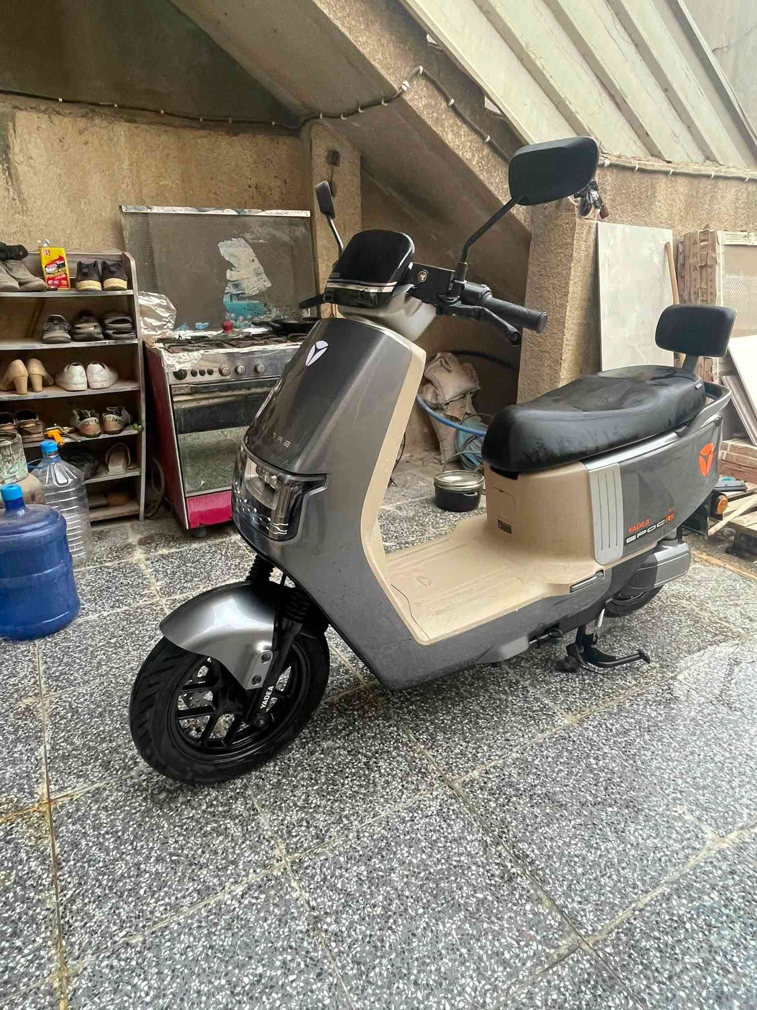 ياديا ايبوك • ليثيوم • تشغيل عن بعد