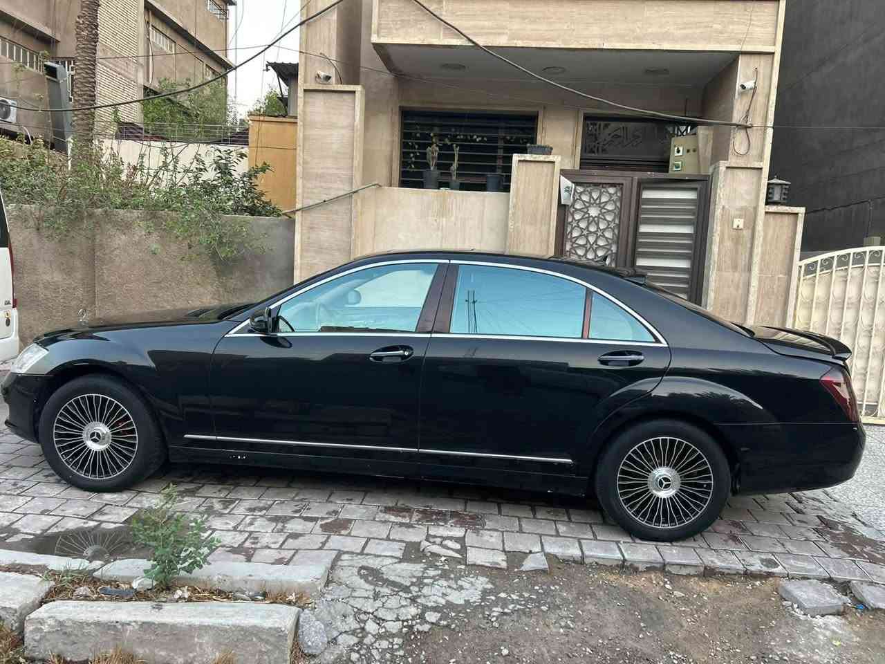 مرسيدس ٥٠٠ • موديل ٢٠٠٥ • رقم واسط
