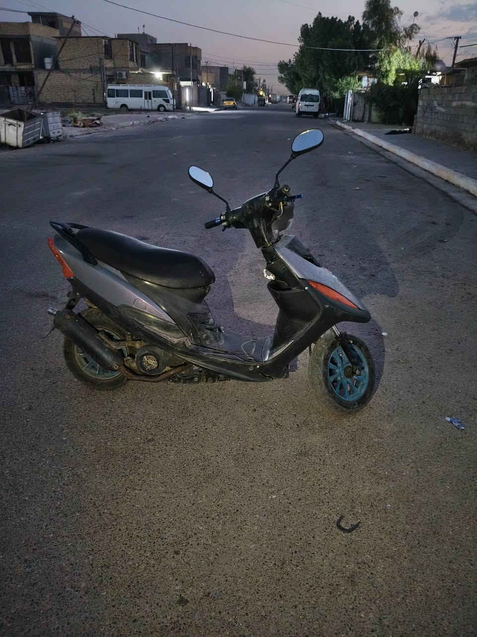 سلام عليكم دراجة ماكس عدلة كلشي ما ناقصهة تجي
 تفحص سعر 450 وبيهة مجال حك الجية مكان بغداد محمودية حي بدر  وين ما تتصل اجاوبك رقم ***********
