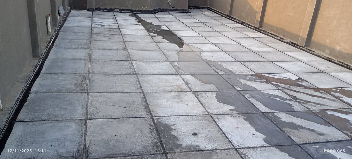السلام عليكم  يوجد  اعاده الماستك و لتطبيك شتايكر السطوح نشتغل عمل وكرسته وعمل نعمل في بغداد وبابل وكربلاء وكل المحافظات للاتصالات ***********
