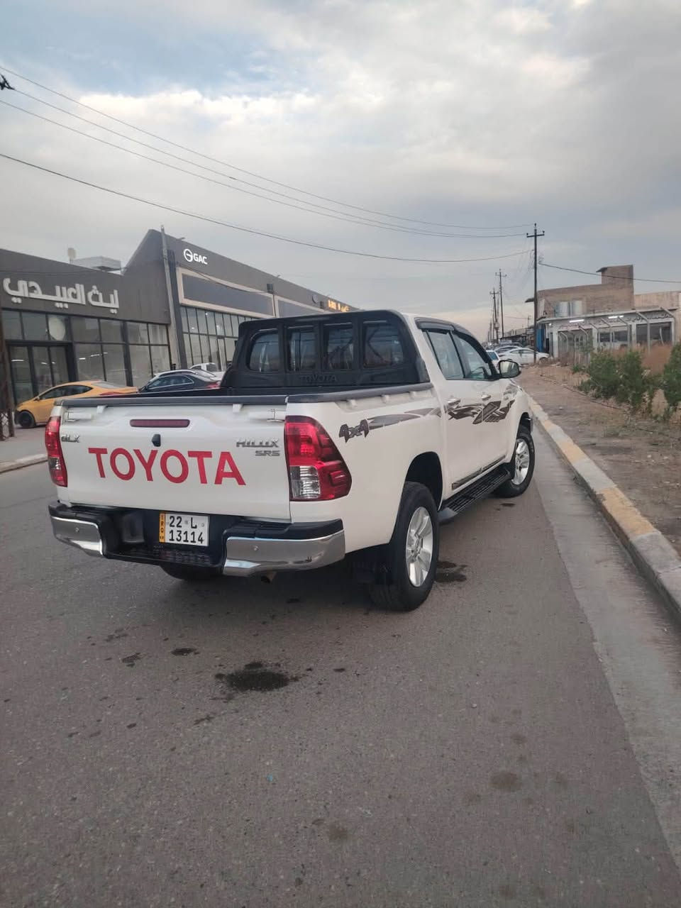 هايلوكس 4x4 • ٢٠١٧ • رقم اربيل