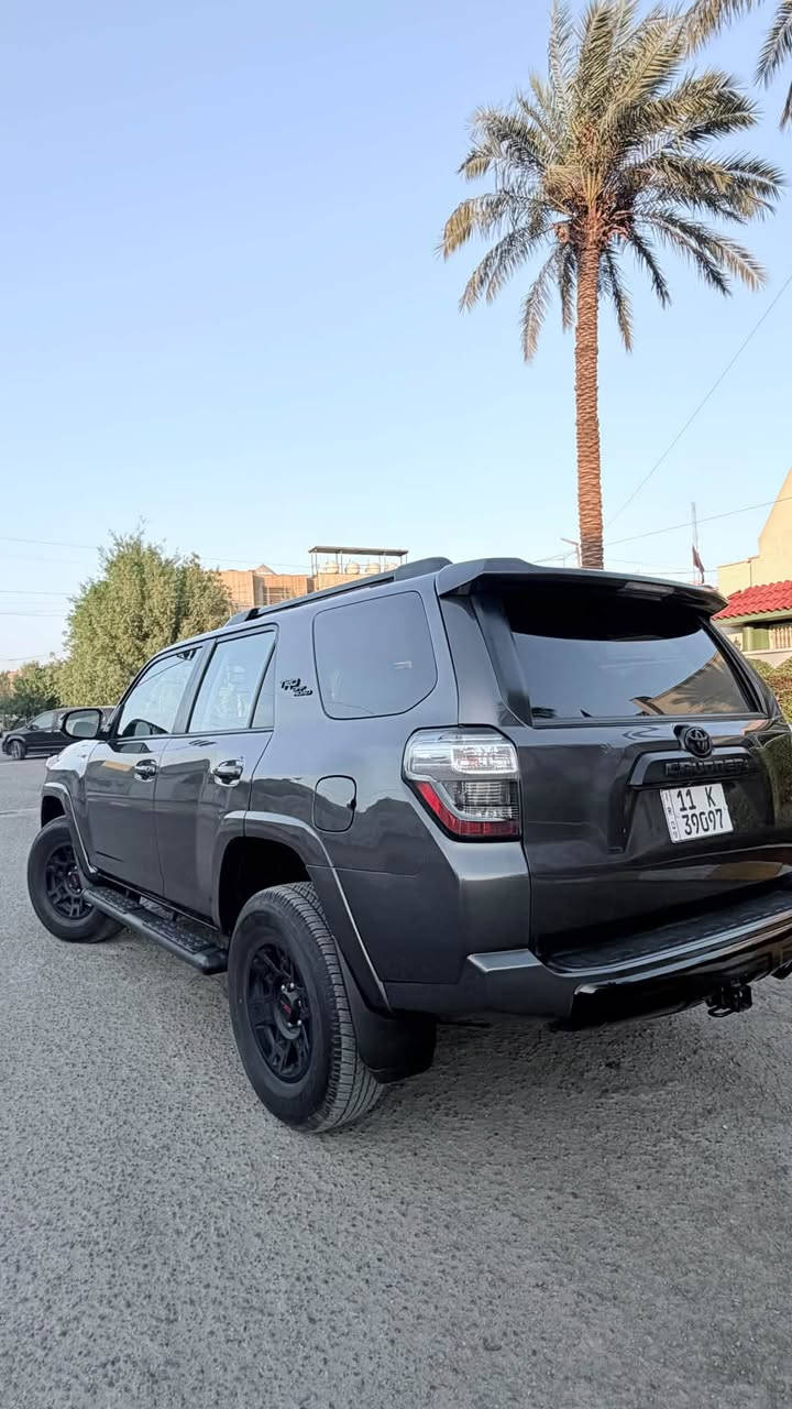 السلام عليكم فورنر للبيع
مديل 2023 Trd off rod
سياره فول للاخير معروفه مواصفاتها بعد 
فتحه بصمه 4جام اوتو 
فور ويل 
دبل اكسل 
سياره كلش حلوه وجديده ما مستخدمه ابد 
ماشية 10الاف فقط مشي امريكا 
حادثها بنيد فقط مبدل قطعه وحده مبدله 
وبيها بارد شي قليل 
رايدها 32الف يعني 3دفاتر و20ورقه والله يرزق الجميع💵
مكاني بغداد شارع فلسطين 
شراي خابر ***********
