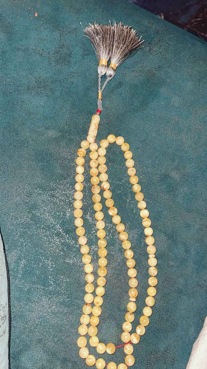 سبحة كهرب حر طبيعي 55 غرام عدد حبات 101
رقمي وتساب ‭***********‬
