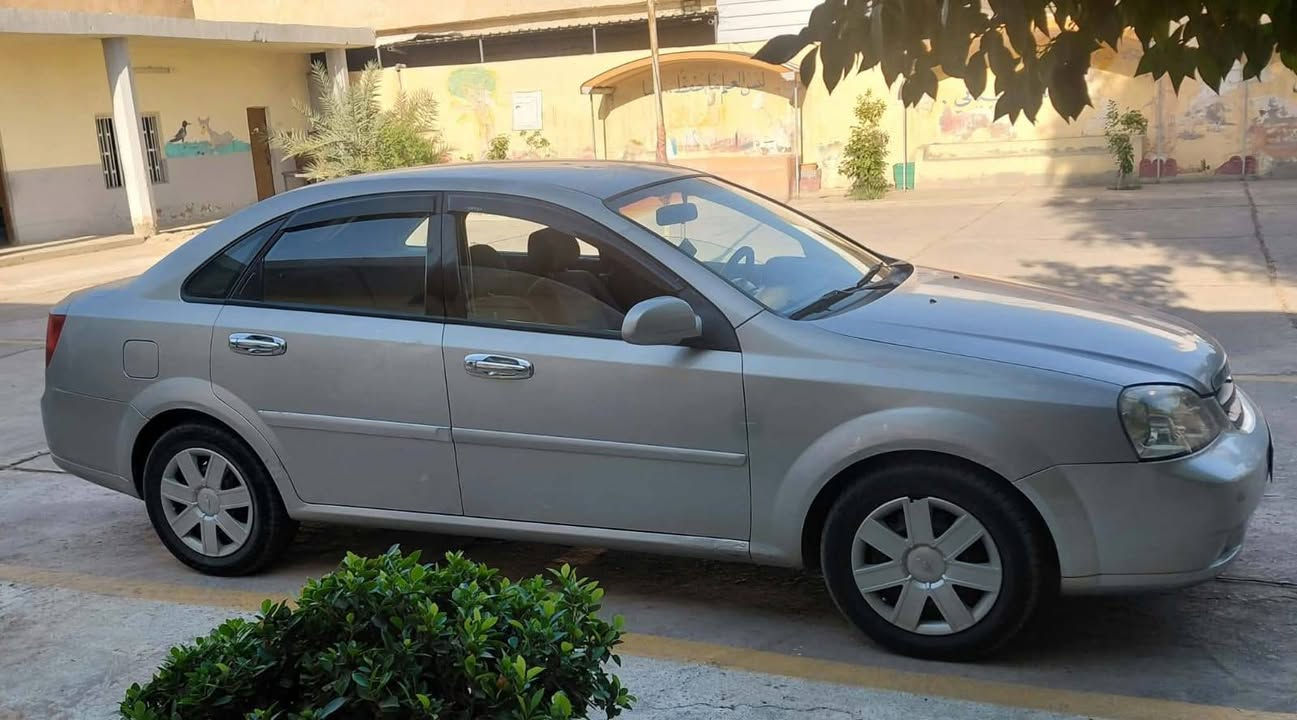 للبيع شوفرليت اوبترا ٢٠٠٧ رقم أربيل دولي السياره جاهزه الصبغ قطعتين رش بدون دواخل رقم وسنويه وفحص وهزه جديد قبل كم يوم السياره جاهزه للتواصل ***********

