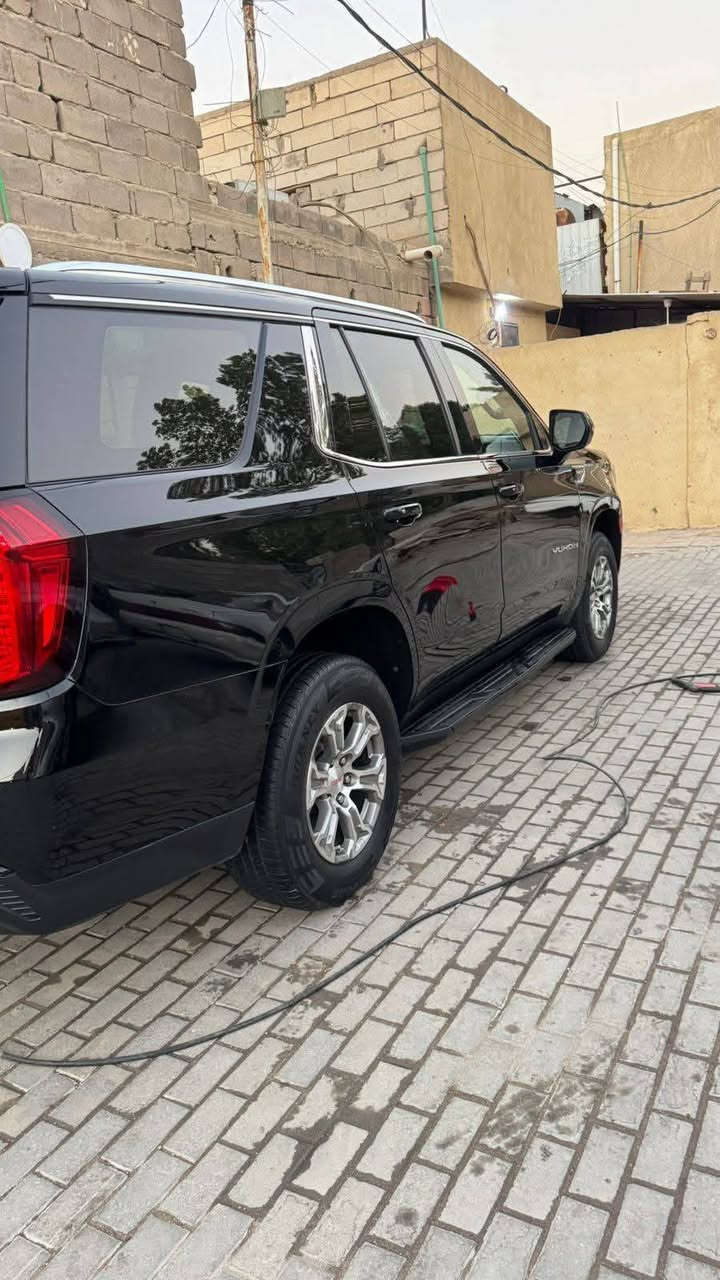 يوكن 2021 خليجيه وكاله ميروان
بيها بارد بالمدكر الكدام 4 اصابع 
وبيها طخه مامصلحه على وضعها بالمدكر الخلفي
سياره فول عدى الفتحة ثلاجه رادار كامرات معروفه مواصفات SLT محدث بجم دنلي 
كير مكينه كفاله من الفتح 
تبريد حداديه كله بشرط 
رقم اربيل 
سياره سعرها 410 وبيها مجال للشراي 
مكان السياره بصره

***********
