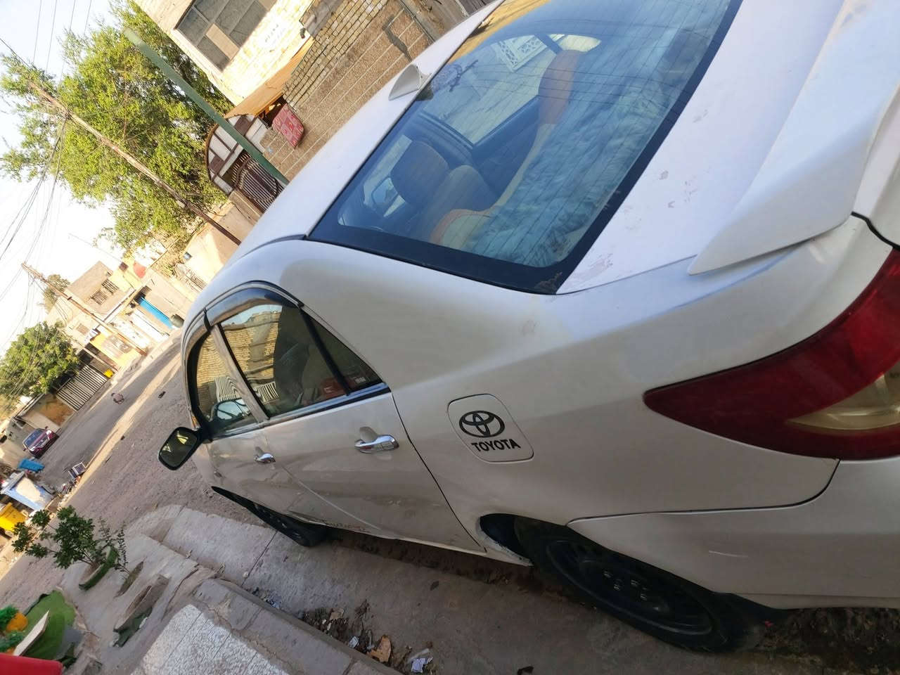 السلام عليكم عندي سياره بيوايدي أف ثري موديل ٢٠١٢ رقم واسط دولي تحويل بغداد  بيها تلحيضات نضافة ٧٠ بل ١٠٠ مكان بغداد العبيدي الشهداء الاوله ***********
