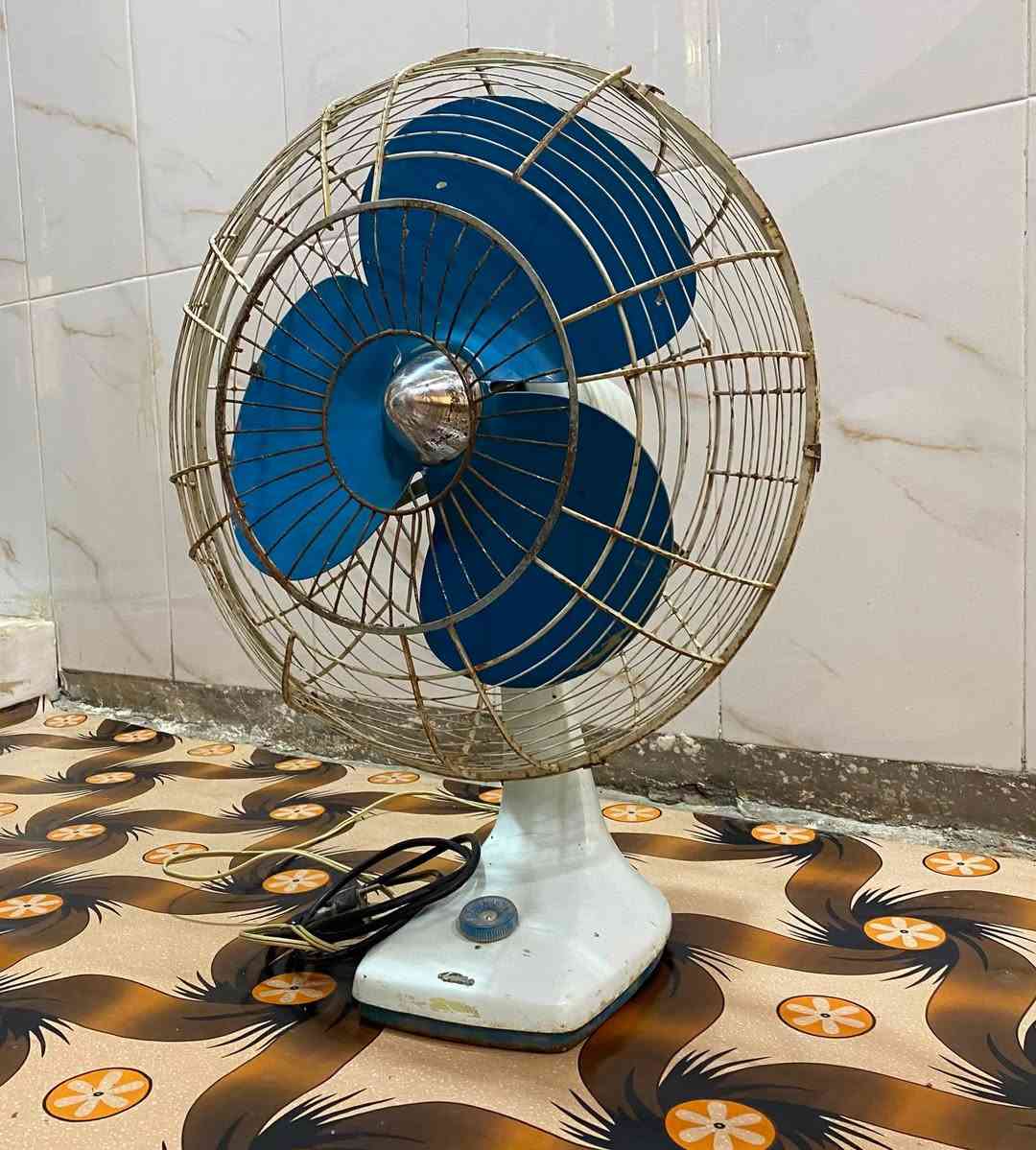 مروحة انتيكا مديل ستينات سبعيانات شغالة ***********
