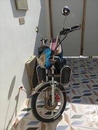 بدون بطاريات • تاخذ ٥ بطاريات • تشغيل عن بعد