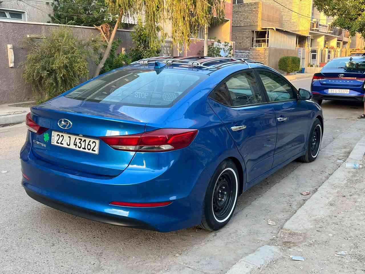 سلام عليكم الانتره للبيع موديل 18  رقم اربيل تحويل ثاني يوم مكينه 2000 كير مكينه صدر كله تمام حادثه فقط بنيد بدون دواخل ونفسه راجع ليبل واحد سياره بيه 
تحويره كامله تايرات وويل 14 تاير نكسن 
اسطاب خلفي 
جرص بك 
هورنات بوش اصايل وتحويله 
سيبايه اصليه 
دوشمه عام 
بيه صبغ بنيد ودوس سياره مناقصه برغي 
معروضه 115 وبيه مجال بسيط وبل عافيه عل ياخذه 
مكاني بغداد الشعب 
*********** طارق 

‭***********‬ يحيى
