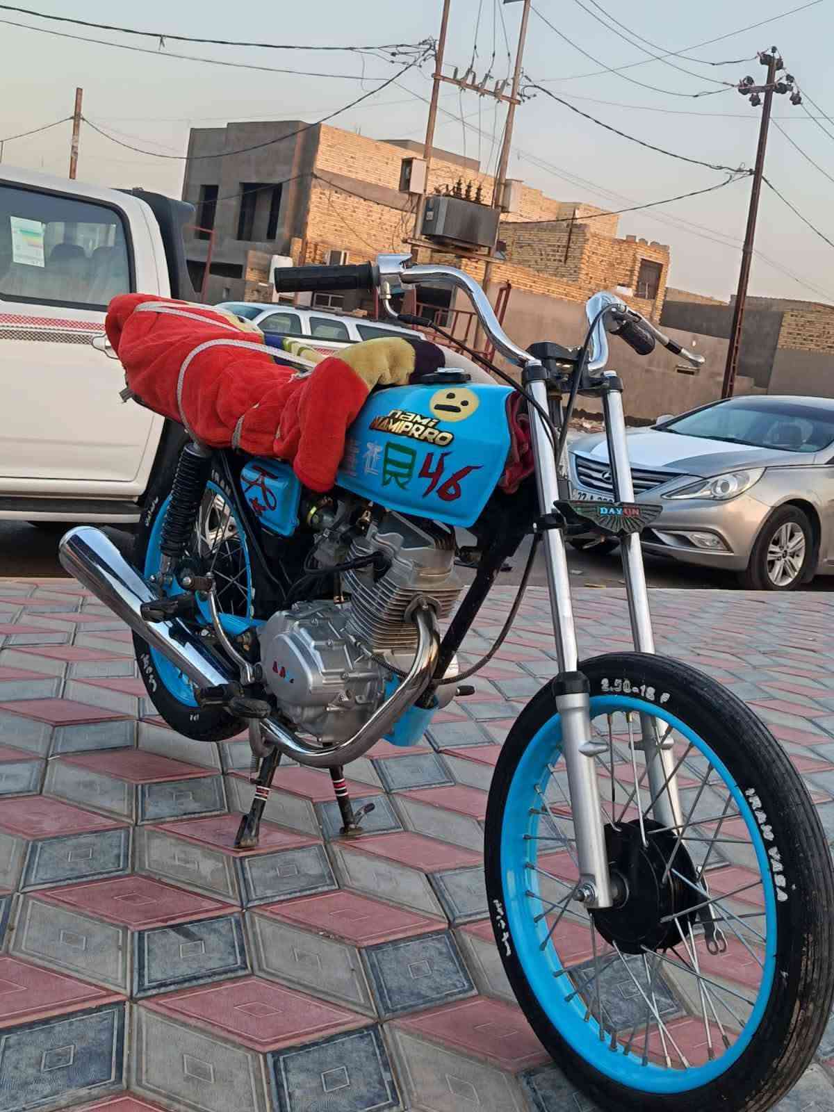 سلام عليكم دراجه تعمير للبيع
شاصي 15 أوراق أصولي والغراض 26 كله جديد دراجه نصبته حلوه  توه معمره ماصارله اهواي كله أصلي شلامجه  السعر 825 
مكاني قلعه سكر  
اتصال رقم الهاتف  ‏‪***********‬‏
