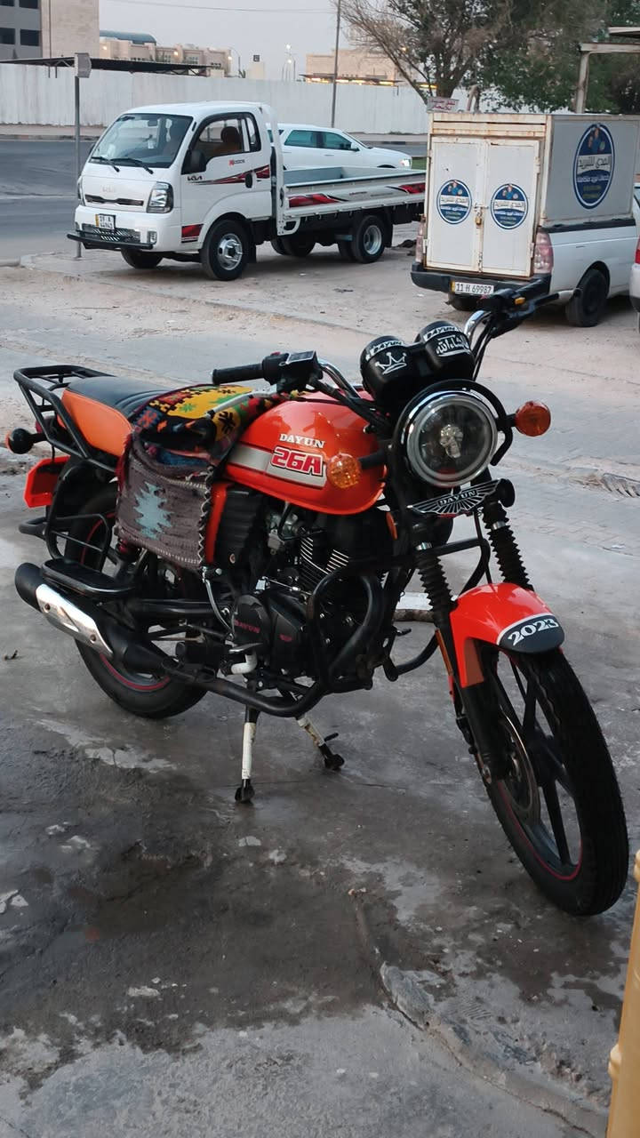 مر خصت ابو الكروب
دراجه دايون نفخ 21
محرك 200cc
اوراق اصولي الدرجه ما مفتوح بيه شي نضافه فولل شوف عينك 
سعره. مليون600 وبيه مجال 
رقم:***********
مكاني كربلا قرب مستوصف حي الحر
