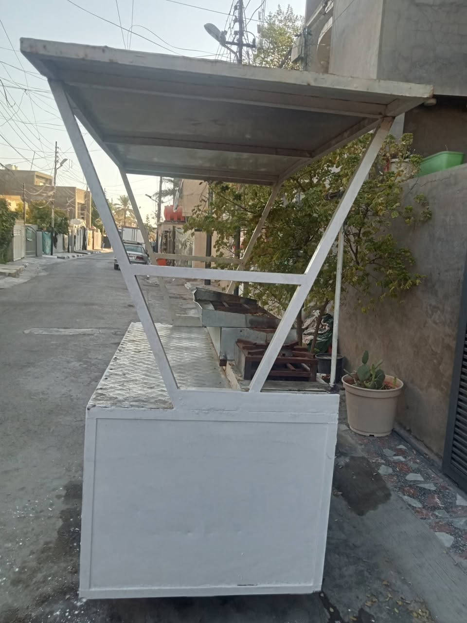 عربانه جاهزه الجاي أو بيع الاكل جميلة جدا بغداد الحبيبيه زقاق ا فرع مأكولات السقه هاتف ***********
